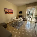 아파트 Bgy/city Confortevole Nel Borgo
